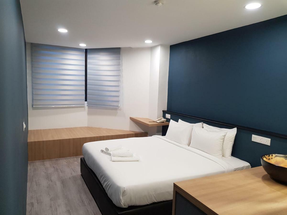 Bloommaze Boutique Hotel Klang Esterno foto