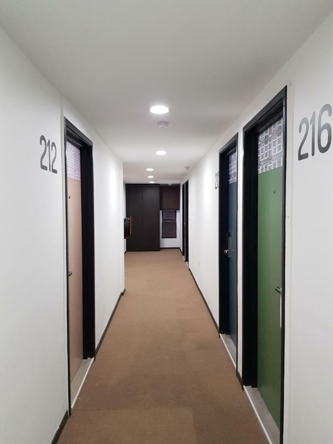 Bloommaze Boutique Hotel Klang Esterno foto